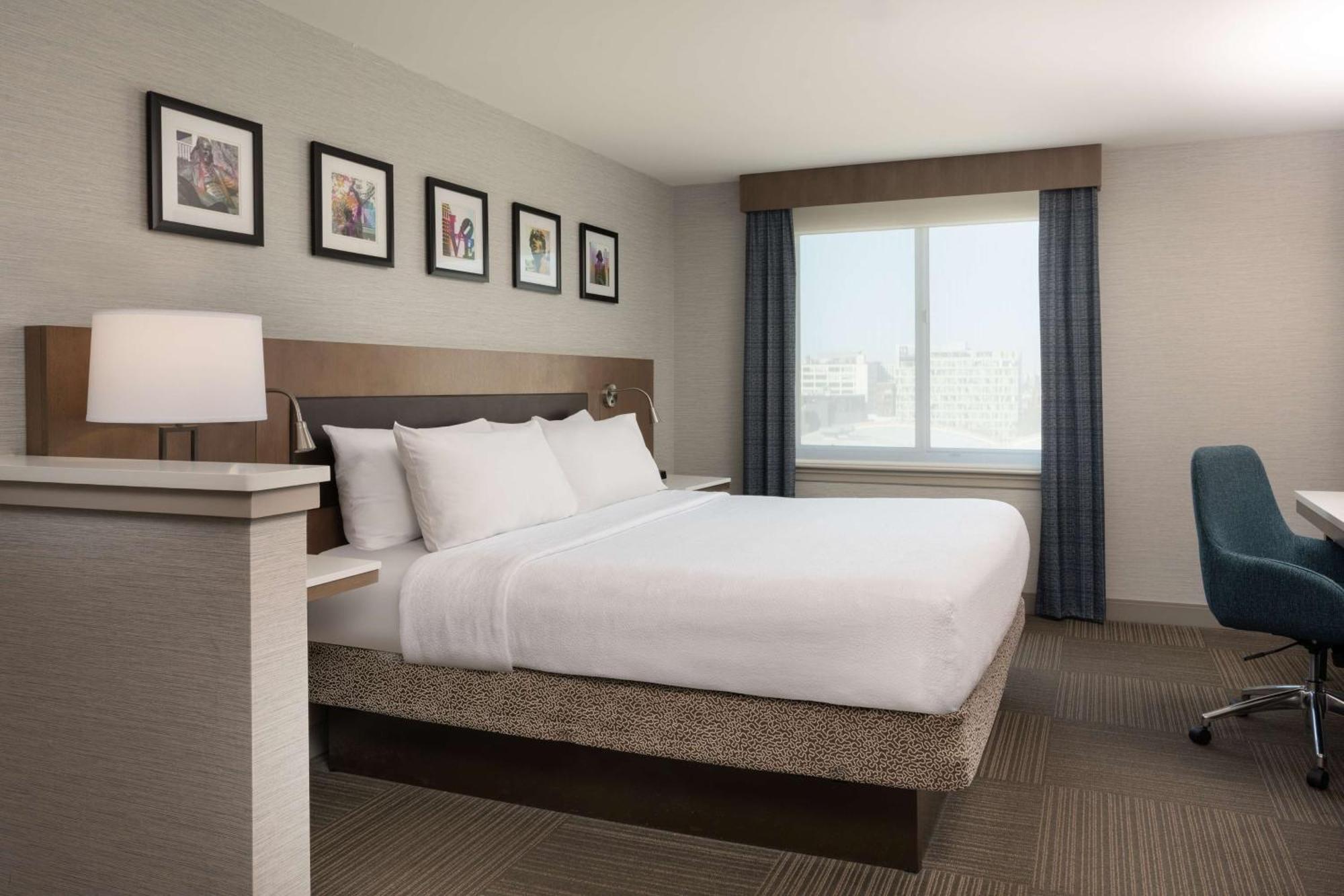 Hotel Hilton Garden Center 3*